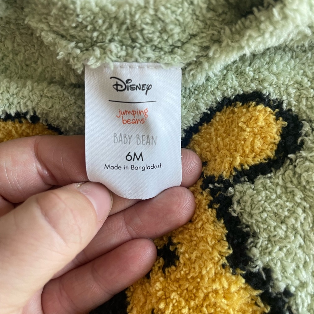 Disney Baby Matching Set with Winnie the Pooh Design - Picture 2 of 2